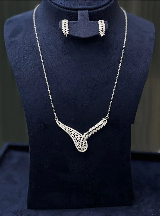 Curved Leaf Crystal Jewelry Set