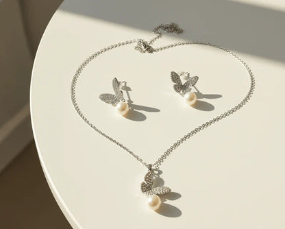 Elegant Butterfly Pearl Jewelry Set – Necklace & Earrings Available in Gold & Silver