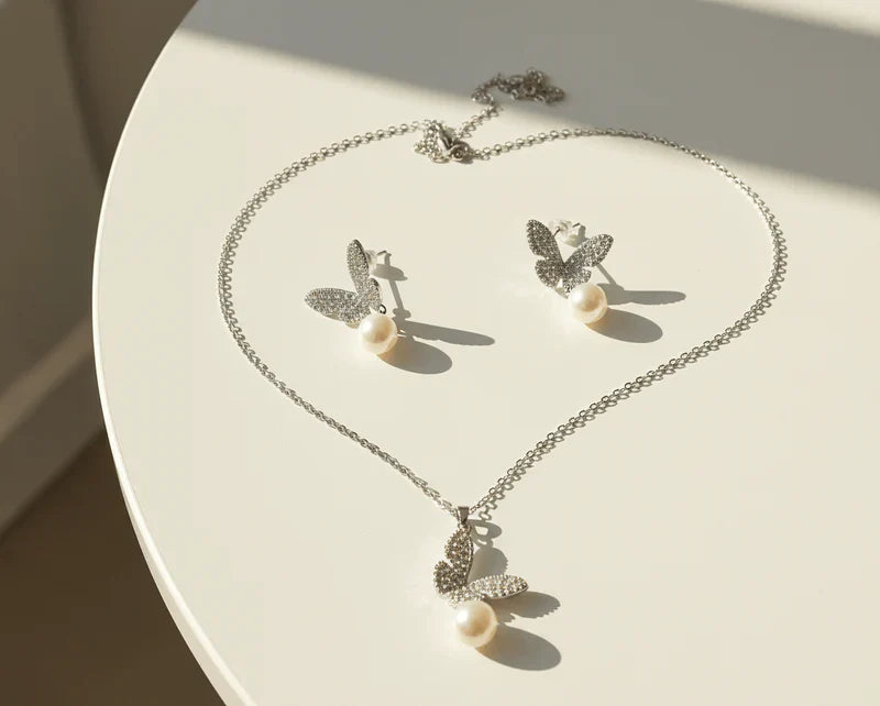 Elegant Butterfly Pearl Jewelry Set – Necklace & Earrings Available in Gold & Silver
